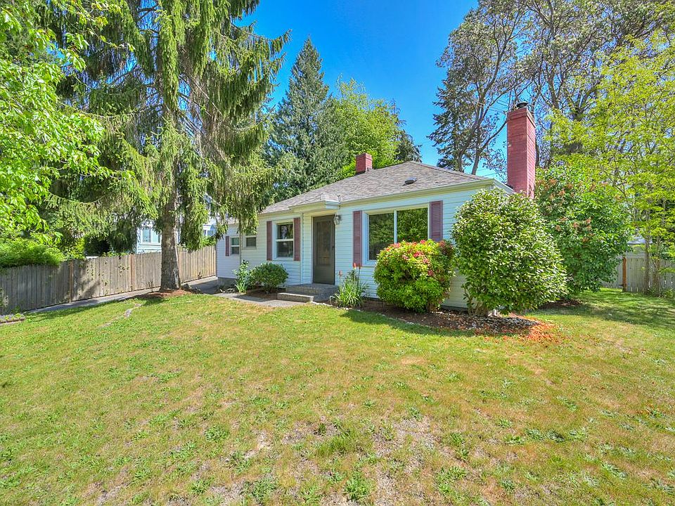 1st image of 15642 5th Ave NE