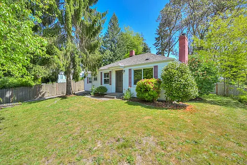 15642 5th Ave NE Photo 1