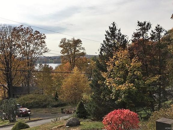 4th image of 20 Alder Dr