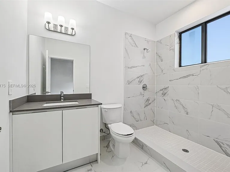 19102 SW 345th Ter #19102 — Photo 10