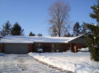 585 Shawnee Ct, Seymour, IN 47274