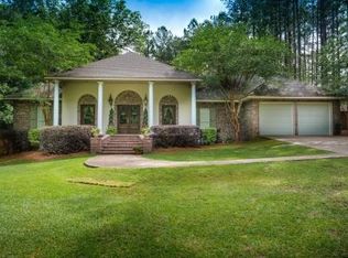 127 Cornerstone Rd, Hattiesburg, MS 39402