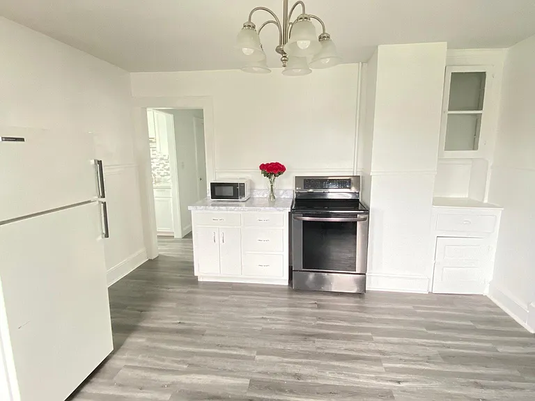 1051 Farber Ct #2 — Photo 3