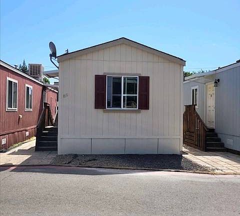 2nd image of 2225 W Capitol Ave Space 89