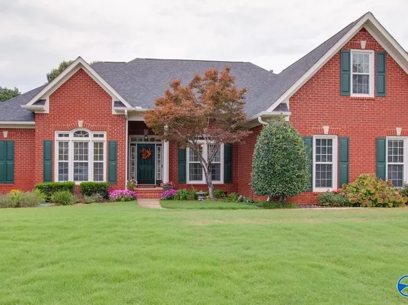 103 Holbrook Dr, Huntsville, AL 35806