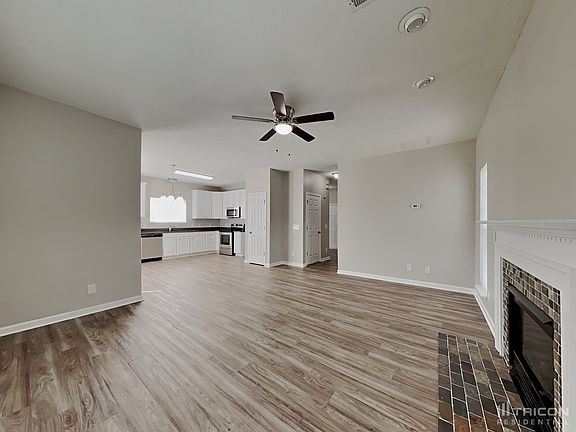 2nd image of 4616 Village Square Ct
