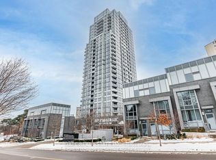 18 Graydon Hall Dr #808, Toronto, ON M3A 0A4