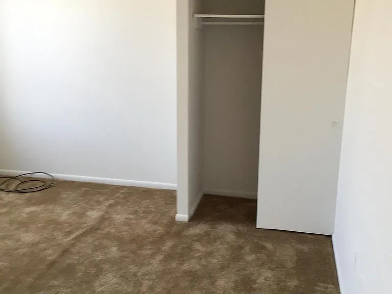 1438 Snyder Ave #3 — Photo 4