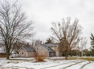 1238 County Road 3000 E, El Paso, IL 61738
