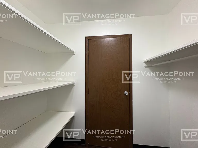 114 Victor St #16 — Photo 12