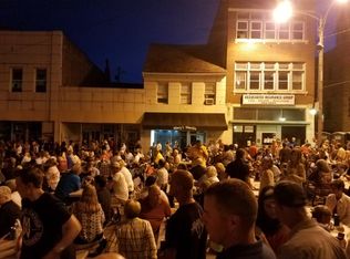 16 S Chicago Ave, Freeport, IL 61032