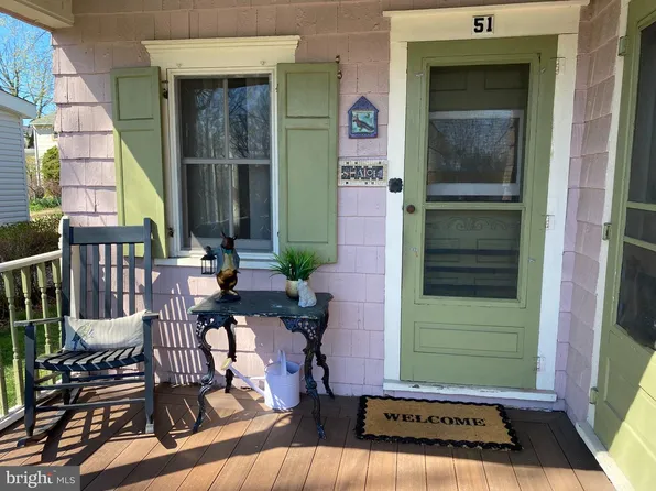 51 Hillside Ave, Doylestown, PA 18901