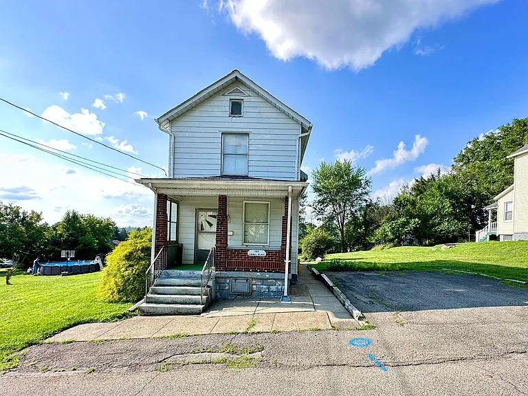 1413 Laurel Pl — Photo 11