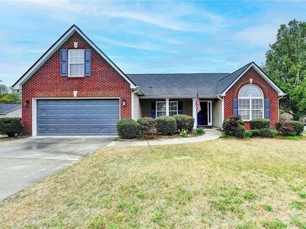 1965 Winnstead Pl, Loganville, GA 30052