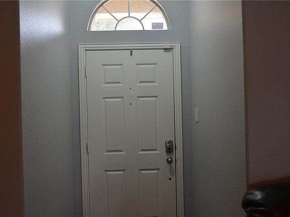 3rd image of 4421 Westcliffe Dr