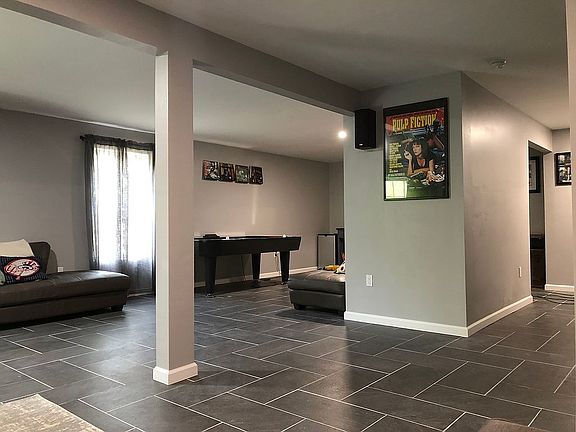 2nd image of 8310 Canteen Cir