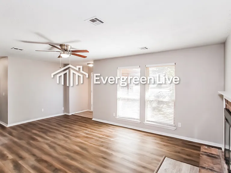 2837 Green Canyon Dr — Photo 5