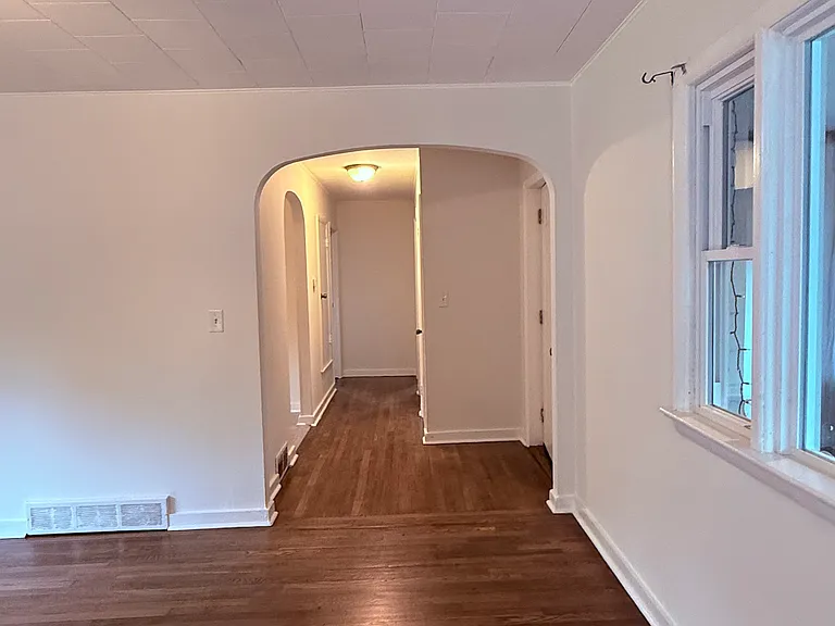 13 Dervend Cir — Photo 2
