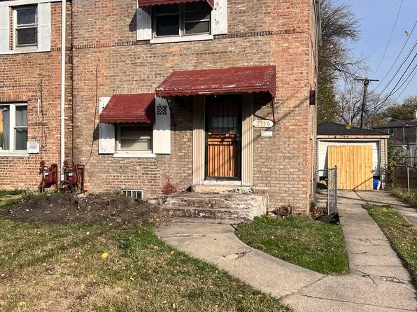 2130 E 98th Pl, Chicago, IL 60617