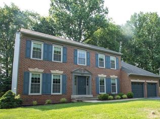 707 Hawkesbury Ln, Silver Spring, MD 20904