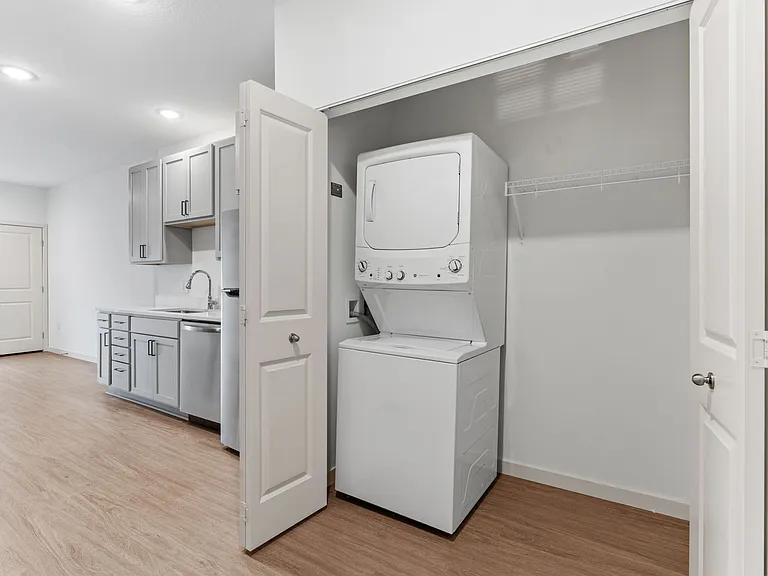The Lucy Apartments — Photo 6