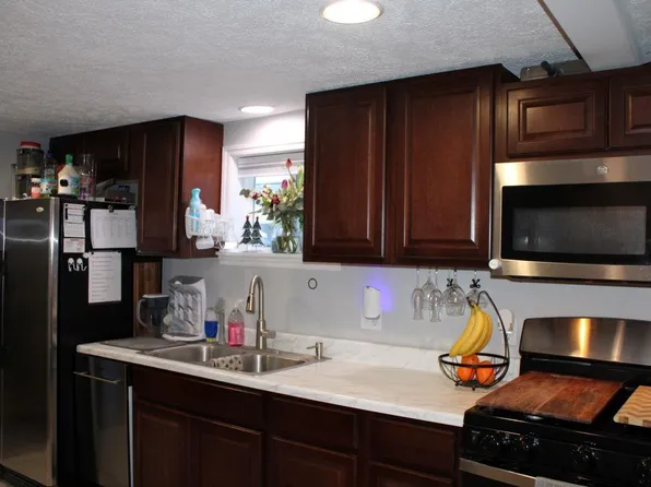 207 Division St, Kalkaska, MI 49646