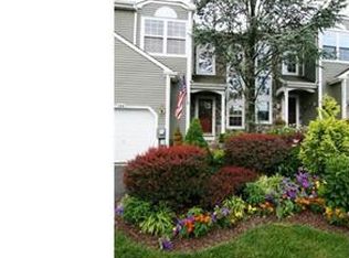 144 Woodstream Ct, New Hope, PA 18938