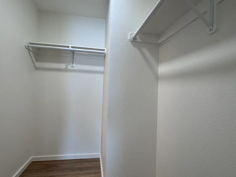 504 Swanee — Photo 15
