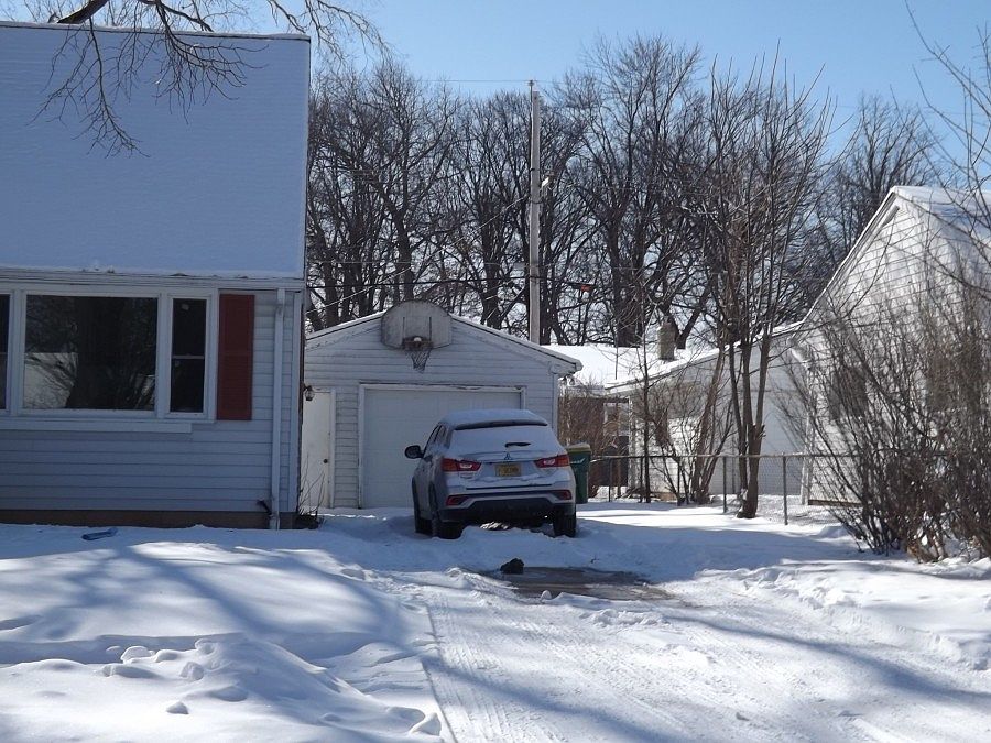 1071 Rockdale St, Green Bay, WI 54304 Zillow