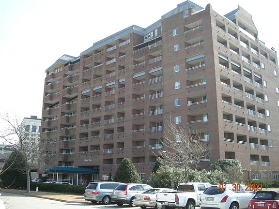 2nd image of 215 Brooke Ave Ste D