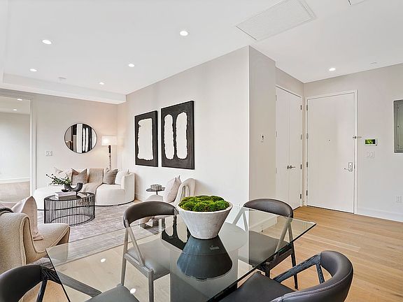 4th image of 316 22nd St #3A