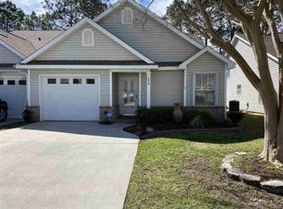 1379 Tiger Lake Dr, Gulf Breeze, FL 32563