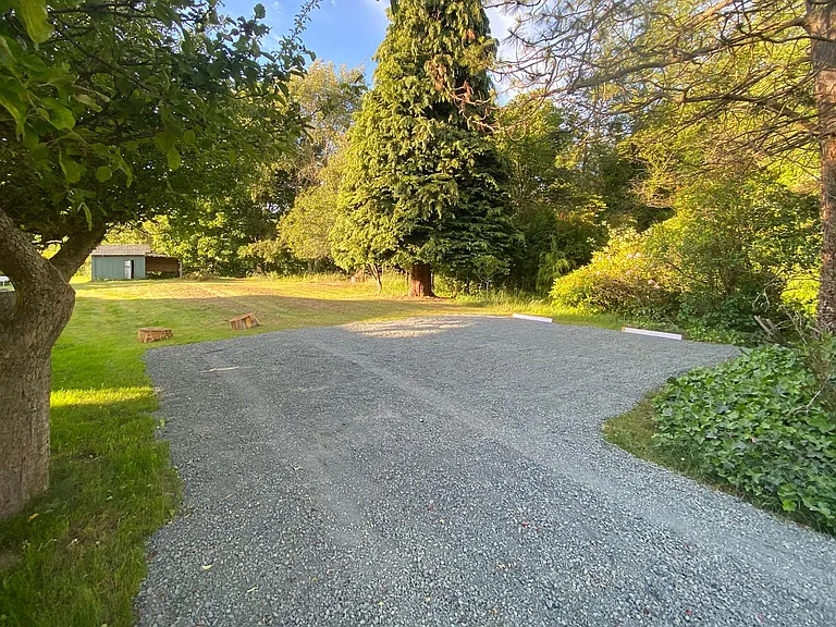 2515 E Ryan Dr #STUDIO — Photo 19