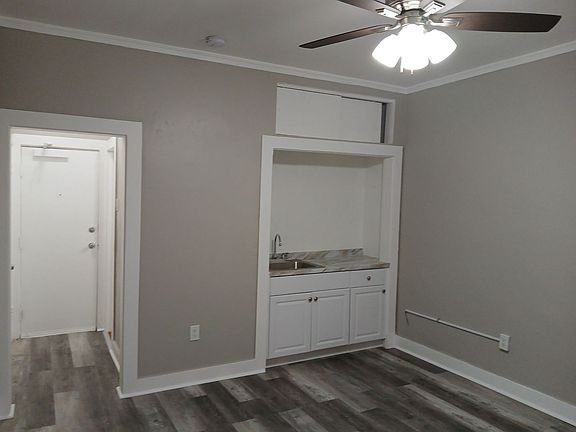 5th image of 532 S Hobart Blvd APT 110