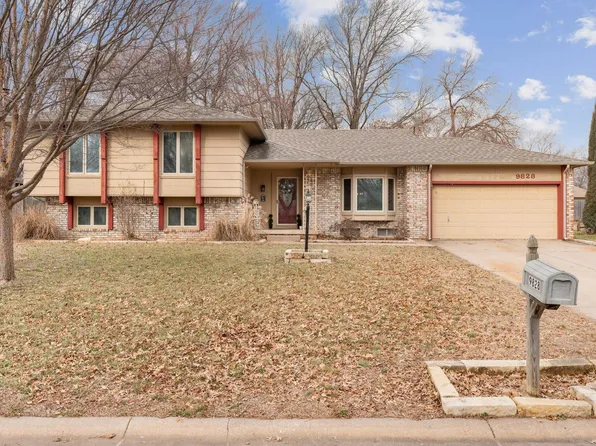 9828 W Harvest Ct, Wichita, KS 67212