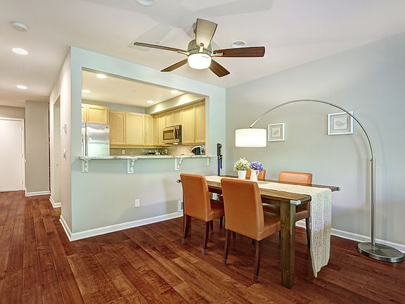 5th image of 225 4th Ave APT B307