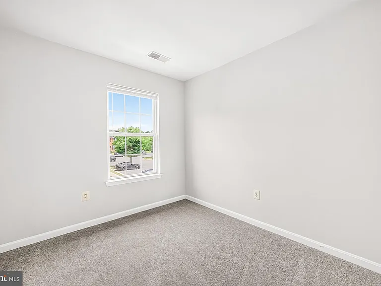 9743 Quiet Brook Ln — Photo 29