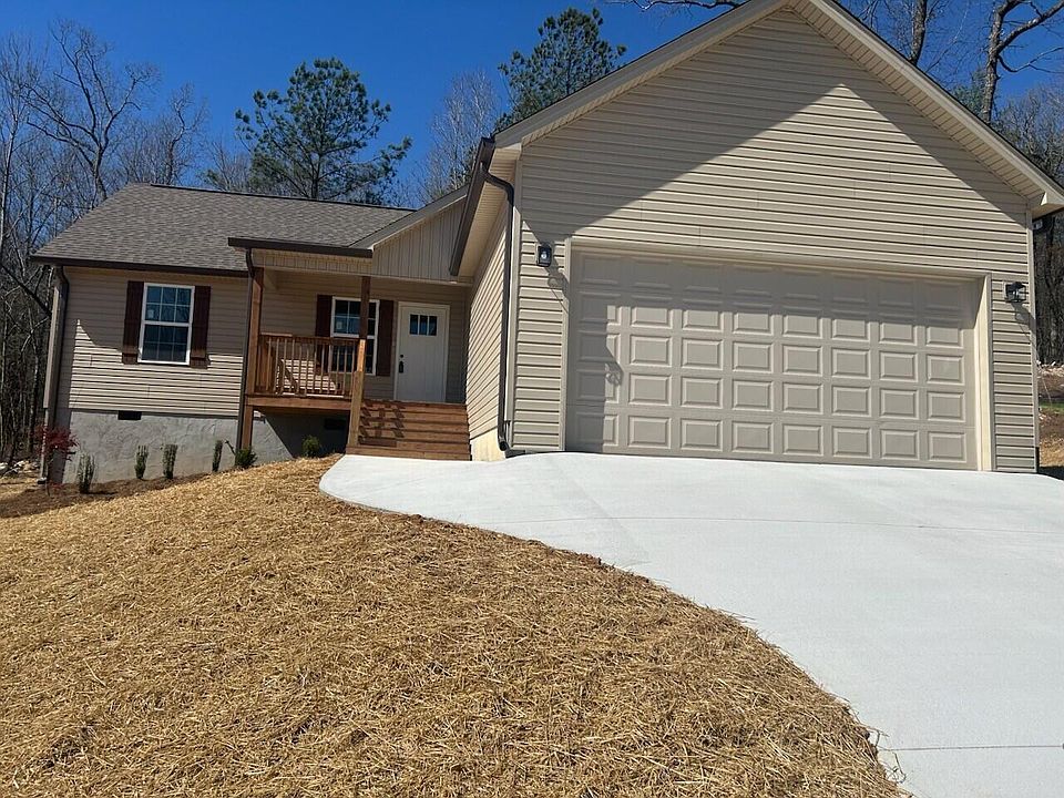 1st image of 825 Bridges Rd