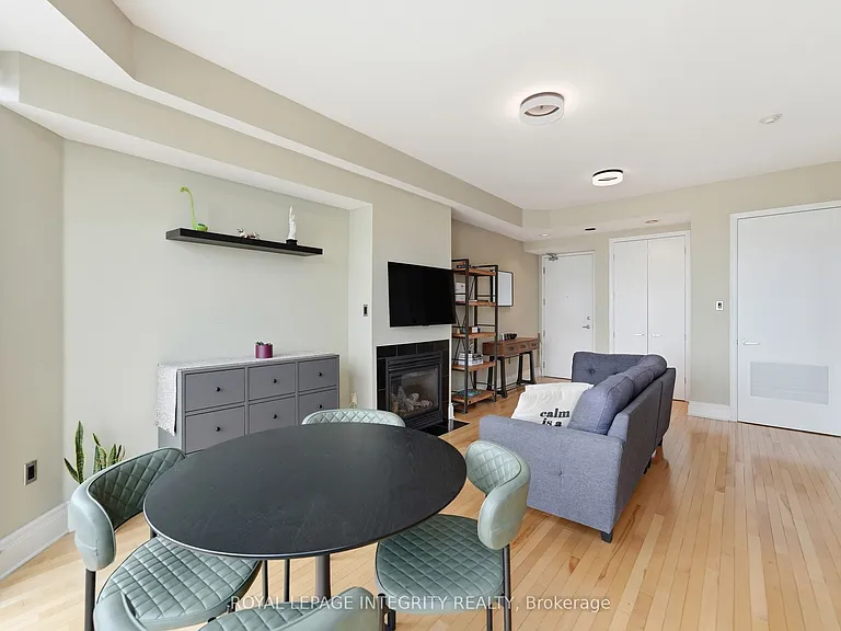 420 Berkley Ave #802 — Photo 7
