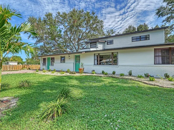 6061 Border Ln, Sarasota, FL 34231