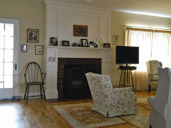 2nd image of 10 McCollum St