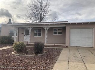 905 N Buena Vista Ave, Farmington, NM 87401