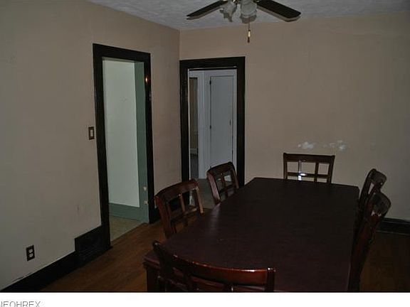 5th image of 3593 W 126th St