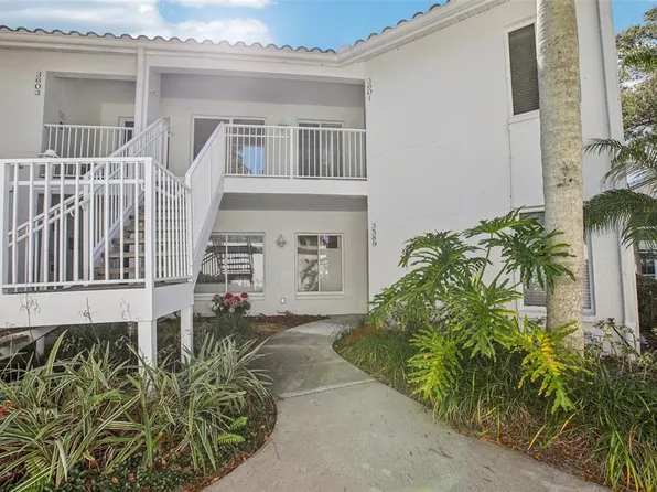 3601 Indigo Pond Dr, Palm Harbor, FL 34685
