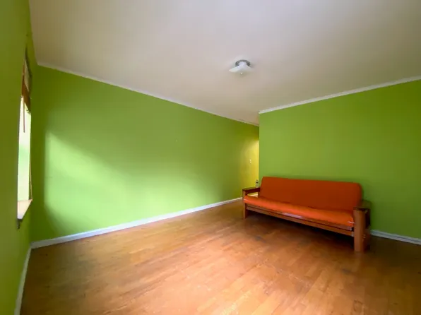 251 Seaman Avenue image 3 of 9