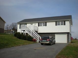 218 W Ridge Rd, Jonesborough, TN 37659