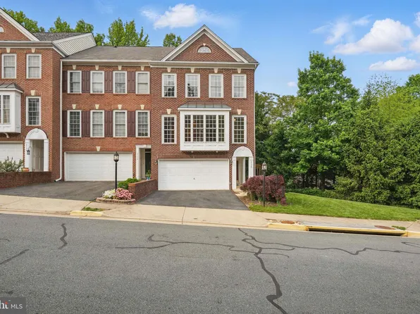 3150 Grovehurst Pl, Alexandria, VA 22310