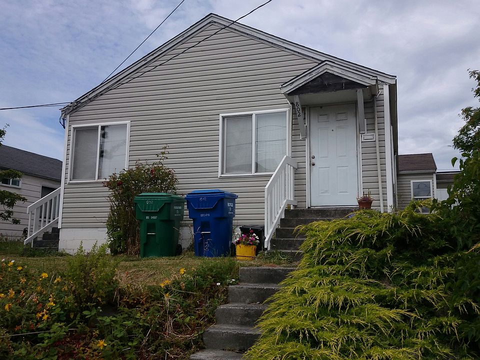 2nd image of 802 NW 53rd St