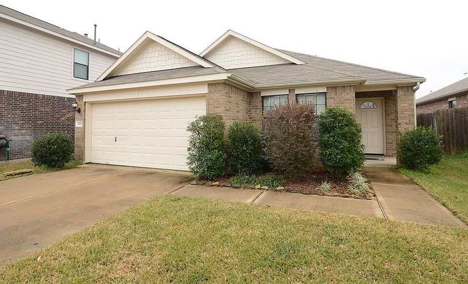 1st image of 10227 Norway Spruce Ln