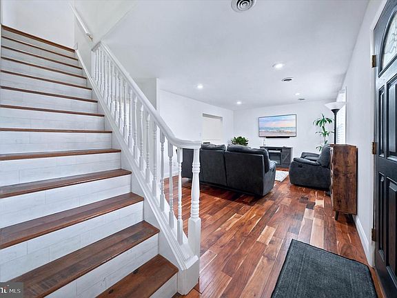 4th image of 2511 Channin Dr